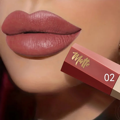 Rouge à Lèvres Liquide Mat Velours – Longue Tenue, Waterproof & Confort Léger