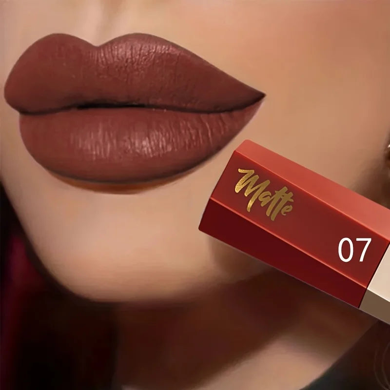 Rouge à Lèvres Liquide Mat Velours – Longue Tenue, Waterproof & Confort Léger