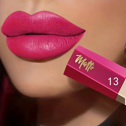 Rouge à Lèvres Liquide Mat Velours – Longue Tenue, Waterproof & Confort Léger