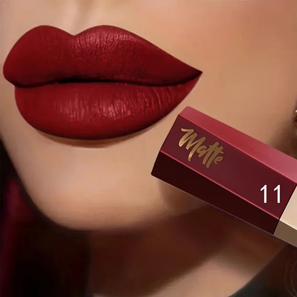 Rouge à Lèvres Liquide Mat Velours – Longue Tenue, Waterproof & Confort Léger